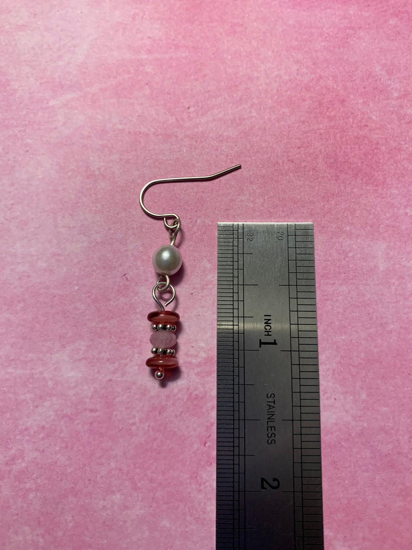 White, Pink, and Red Glass and Rose Quartz Bracelet / Earrings Set